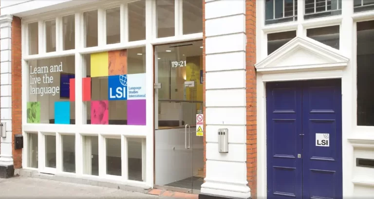 LSI Paris binası girişi